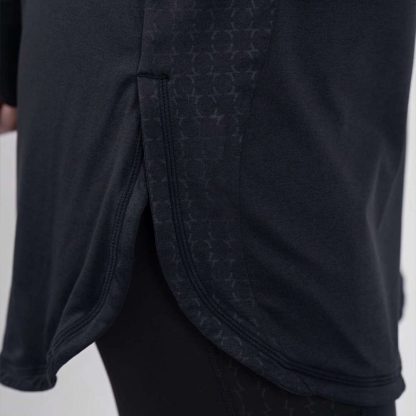 Ultra-Light Cooling Long Sleeve Half-Zip Top With Brrr° Technology - Image 6