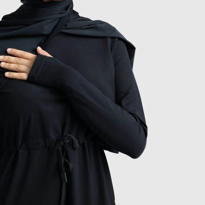 High-Coverage Performance Top With Adjustable Fit - Image 4